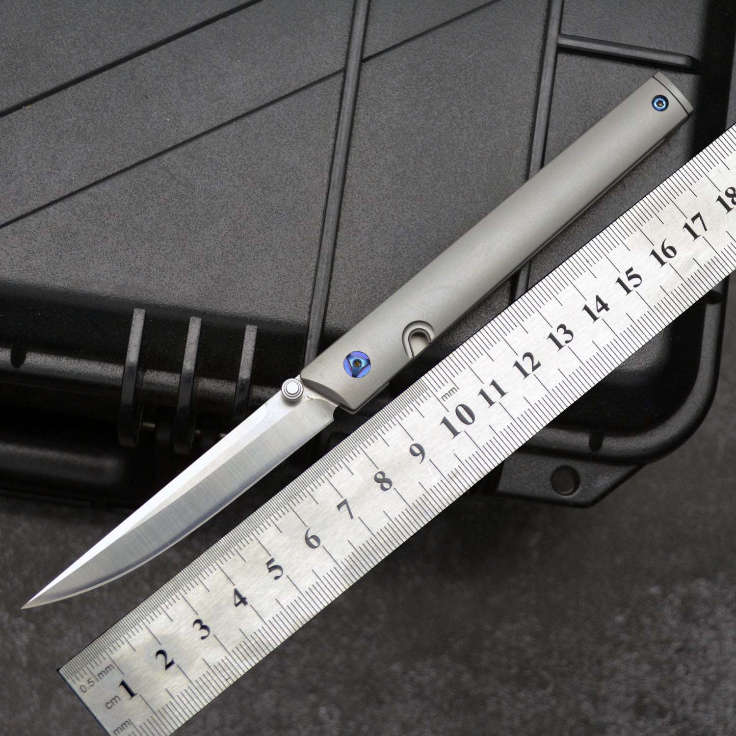 Titanium Alloy A Folding Knife D2 Steel High Hardness